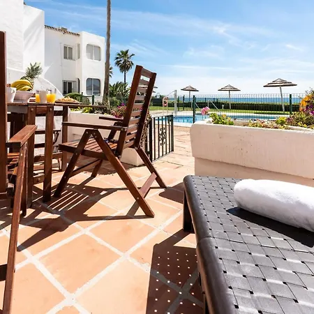 Seafront House Rocas Del Mar *