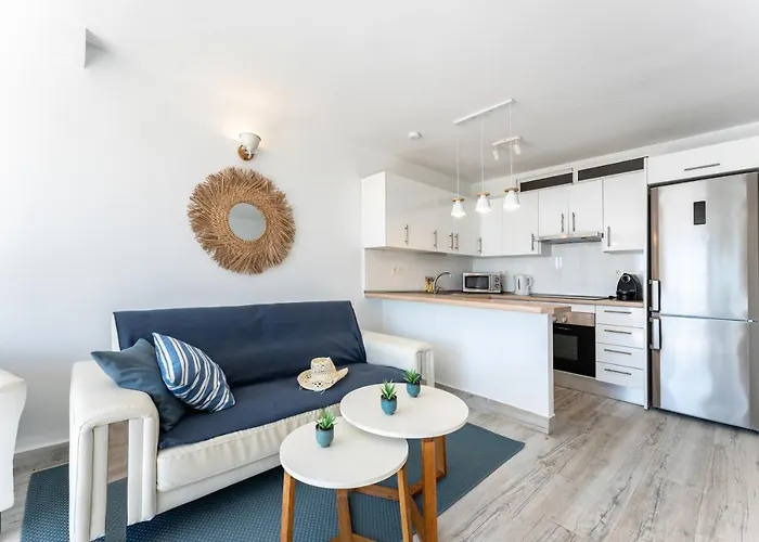 Vakantiehuis Seafront House Rocas Del Mar *